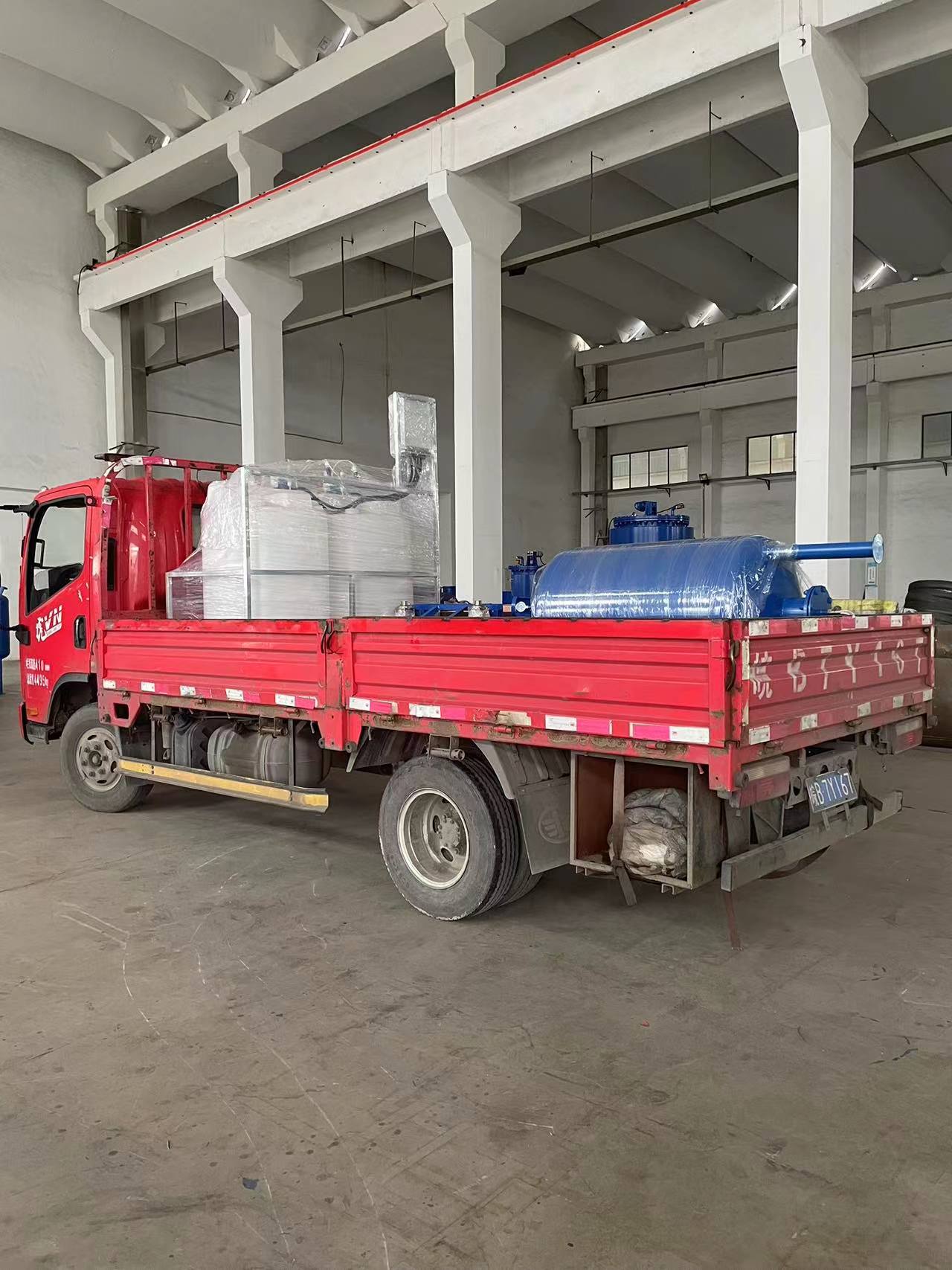 安徽芜湖发货定压补水机组和全自动加药装置各一套