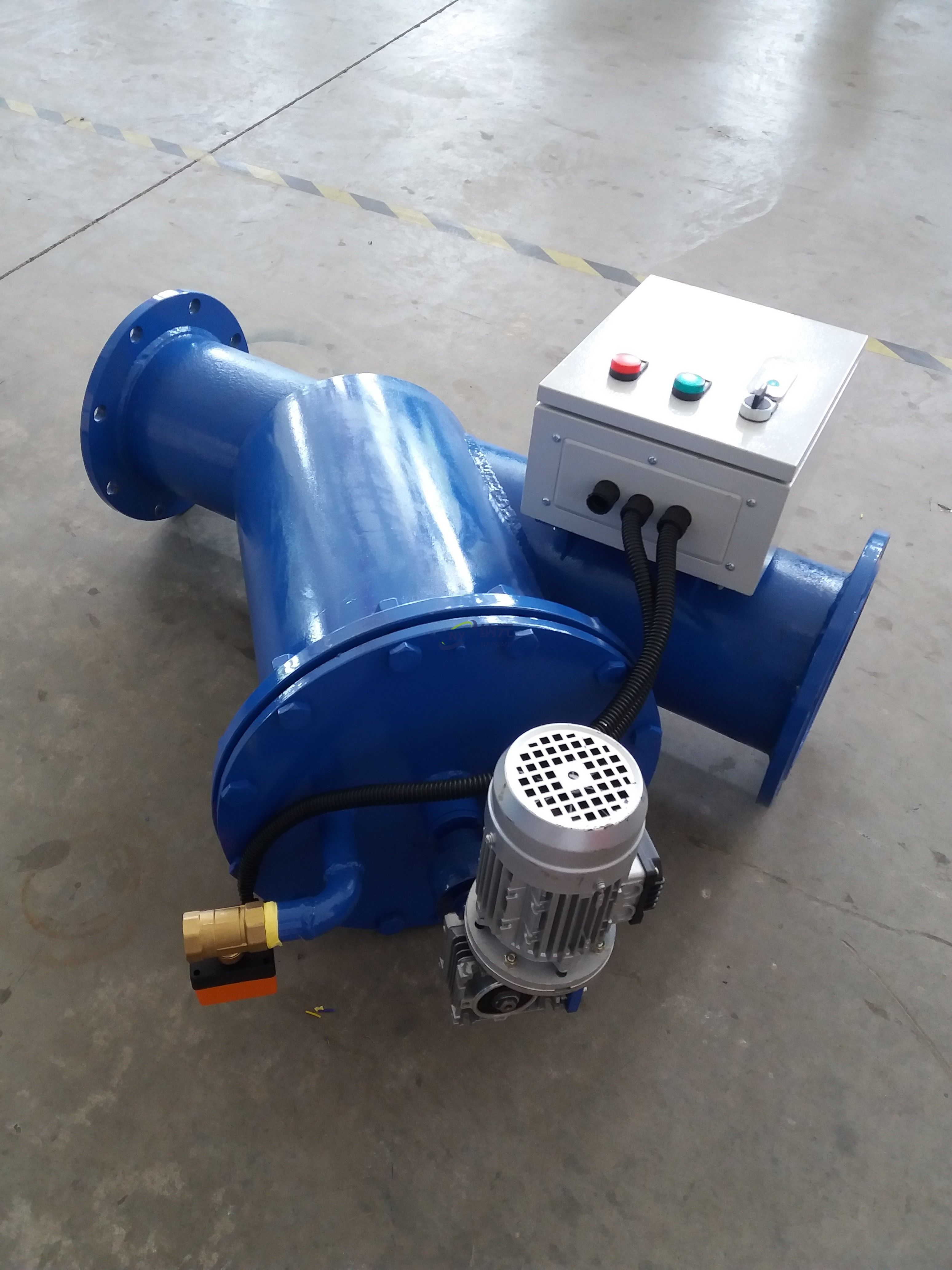 Y型电动刷式自清洗过滤器工作原理