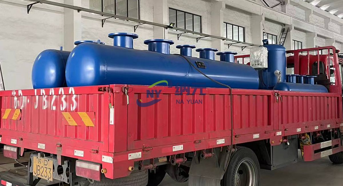 江苏常州专车直达分集水器4台，定压补水机组1套